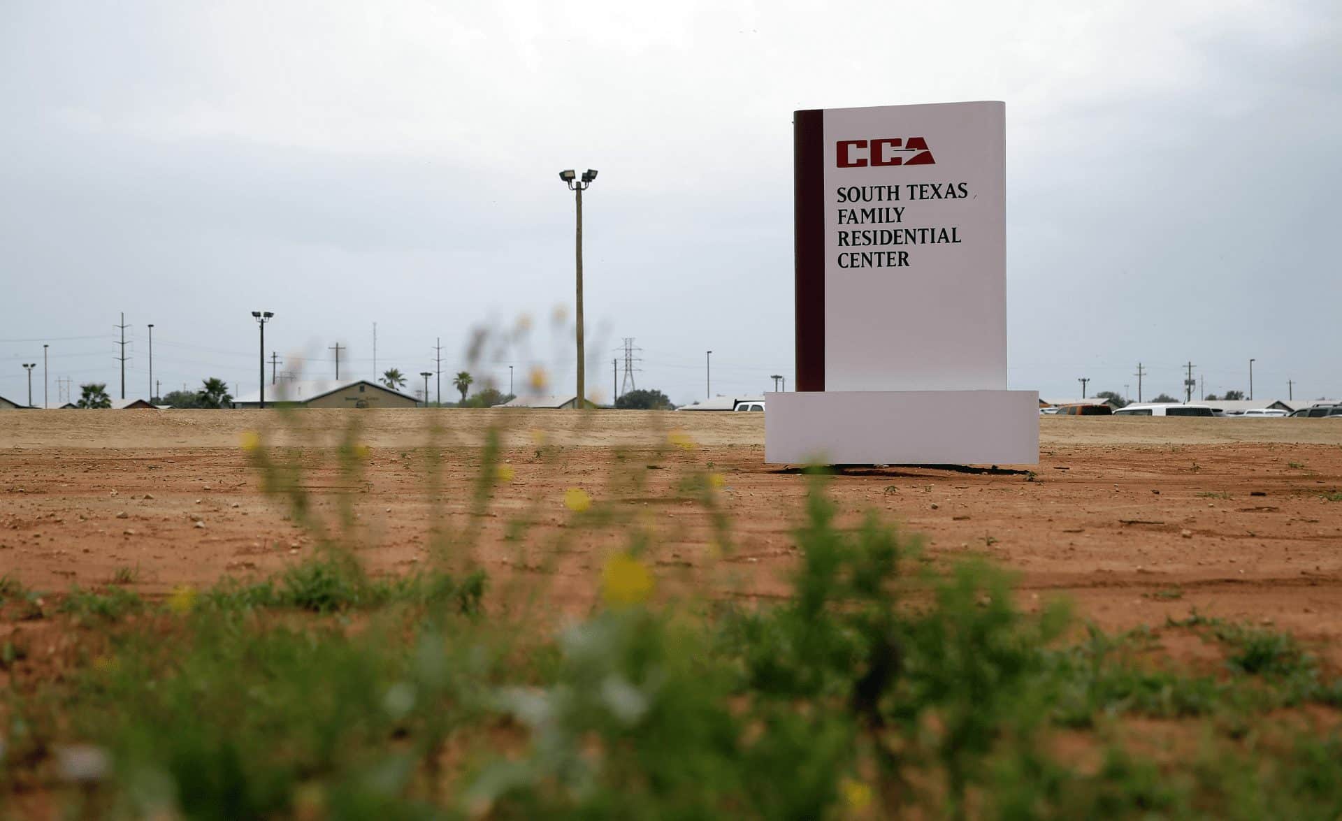 Judge blocks deportation of Honduran mother without daughter